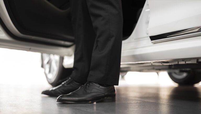 Protección desde el suelo: mantas anti-fragmentos para carros blindados