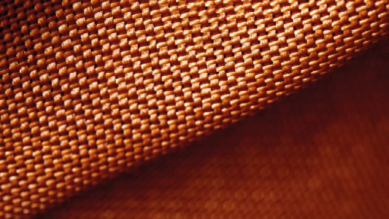 Industria del Caucho: La Evolución del Tejido Chafer